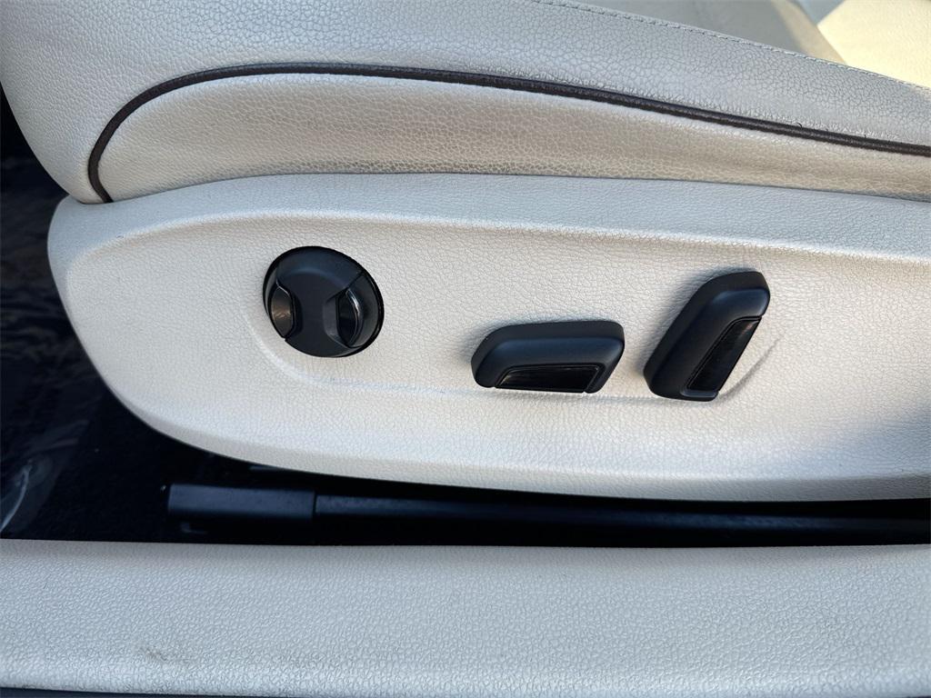 used 2018 Volkswagen Passat car, priced at $13,488