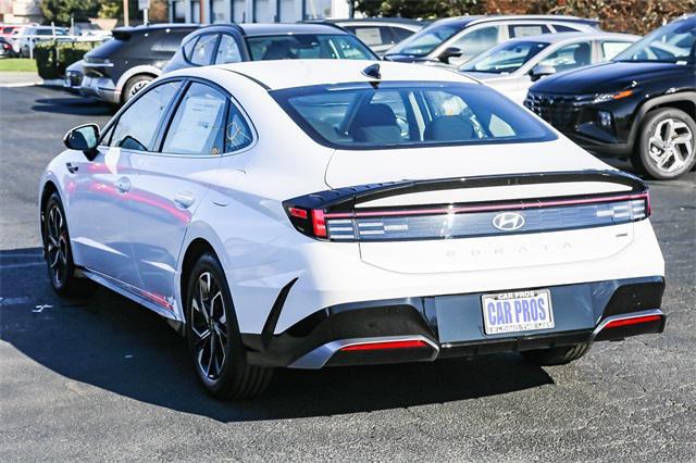 new 2024 Hyundai Sonata car, priced at $31,075