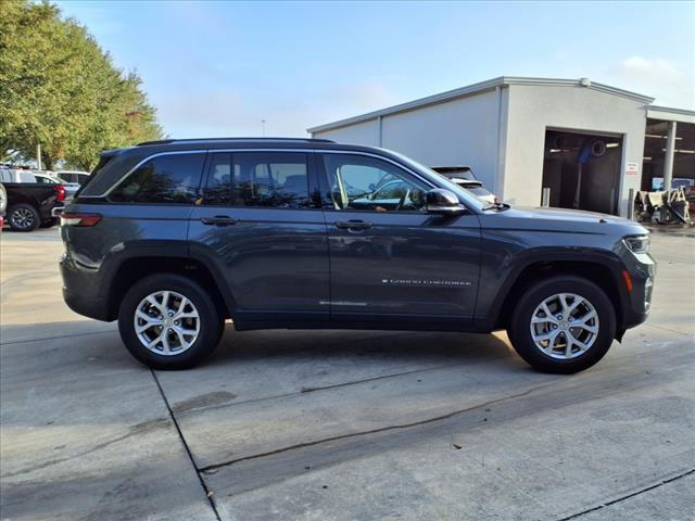 used 2022 Jeep Grand Cherokee car, priced at $34,516