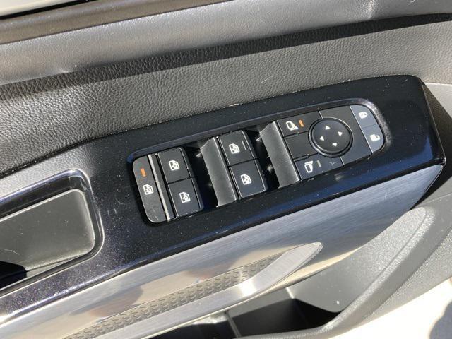 used 2022 Nissan Pathfinder car, priced at $32,100