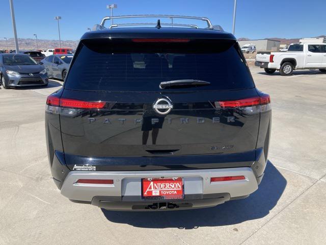 used 2022 Nissan Pathfinder car, priced at $32,100