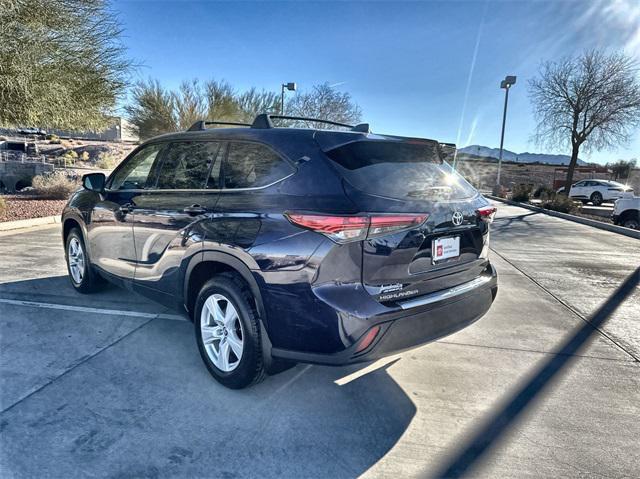 used 2022 Toyota Highlander car, priced at $29,600