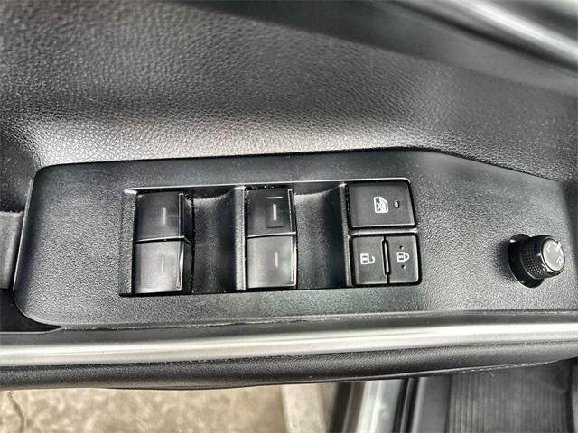 used 2022 Toyota Highlander Hybrid car, priced at $36,800