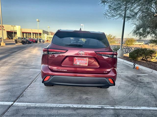 used 2020 Toyota Highlander car, priced at $30,750