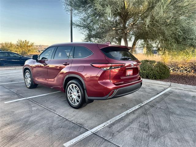 used 2020 Toyota Highlander car, priced at $30,750