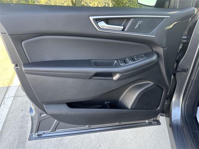 used 2024 Ford Edge car, priced at $25,000