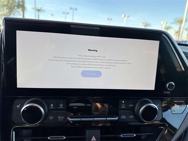 used 2024 Toyota Highlander car, priced at $41,500