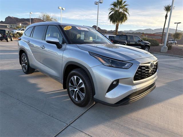 used 2024 Toyota Highlander car, priced at $41,500