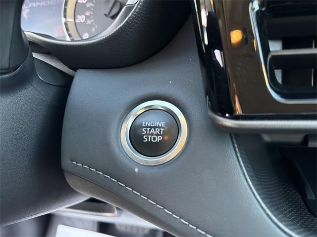 used 2024 Toyota Highlander car, priced at $41,500