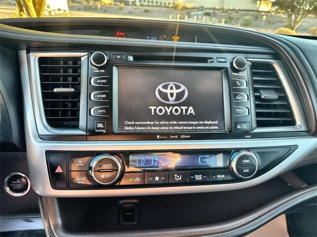 used 2019 Toyota Highlander car, priced at $29,700