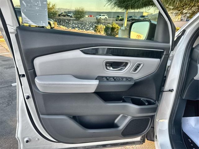 used 2025 Honda Pilot car, priced at $50,000
