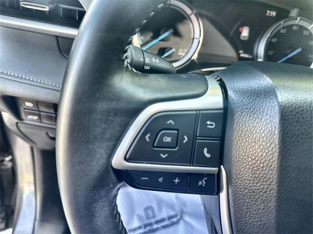 used 2022 Toyota Highlander Hybrid car, priced at $39,800