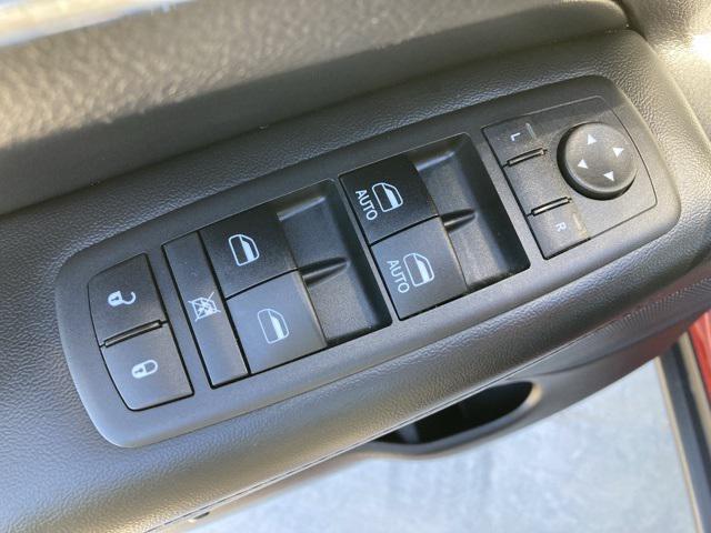 used 2018 Jeep Grand Cherokee car, priced at $16,200