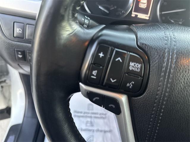 used 2018 Toyota Highlander Hybrid car, priced at $31,500