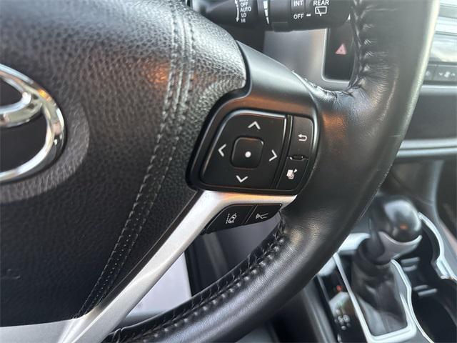used 2018 Toyota Highlander Hybrid car, priced at $31,500