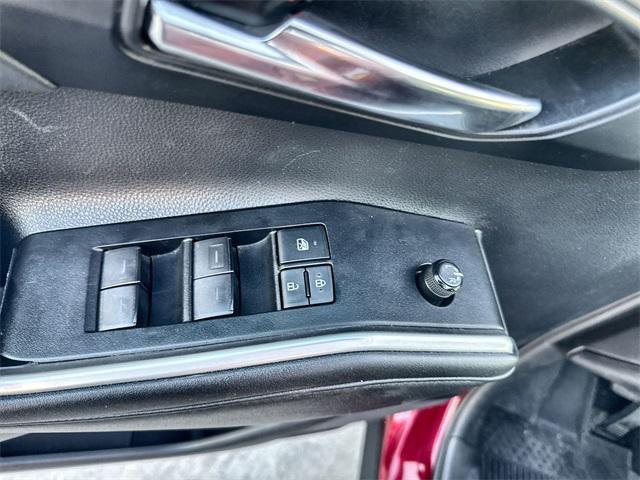 used 2022 Toyota Highlander car, priced at $34,200