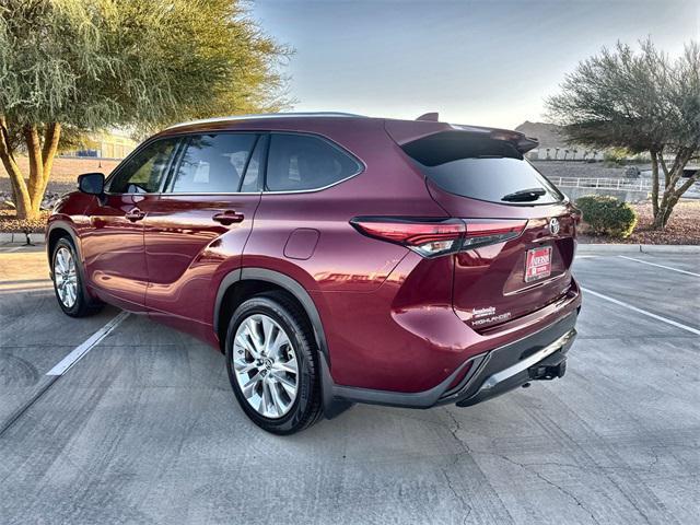 used 2020 Toyota Highlander car, priced at $33,000