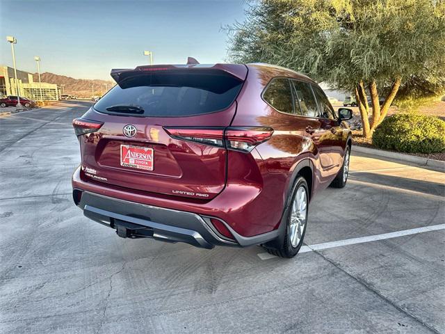 used 2020 Toyota Highlander car, priced at $33,000