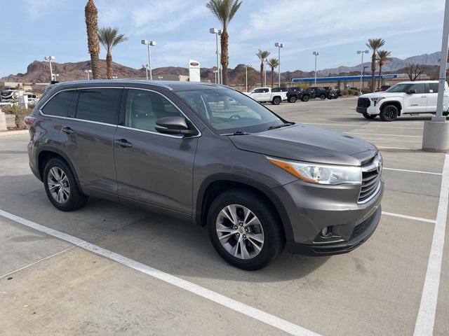 used 2015 Toyota Highlander car, priced at $15,500