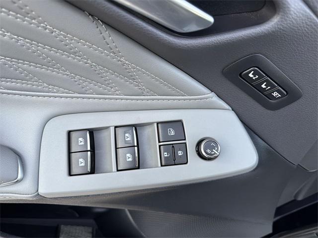 used 2021 Toyota Avalon Hybrid car, priced at $33,200