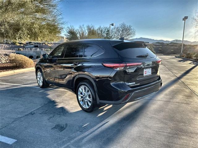 used 2022 Toyota Highlander car, priced at $36,600