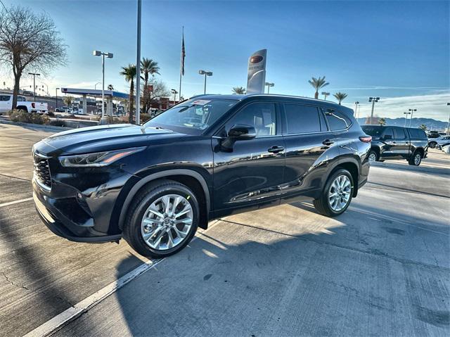 used 2022 Toyota Highlander car, priced at $36,600