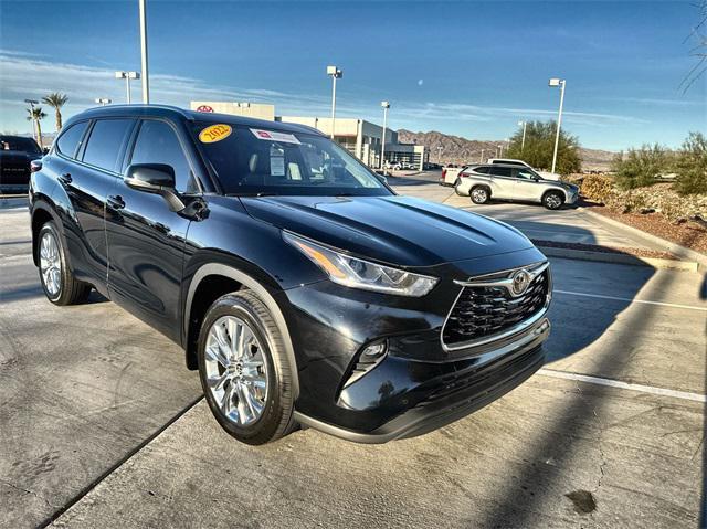 used 2022 Toyota Highlander car, priced at $36,600