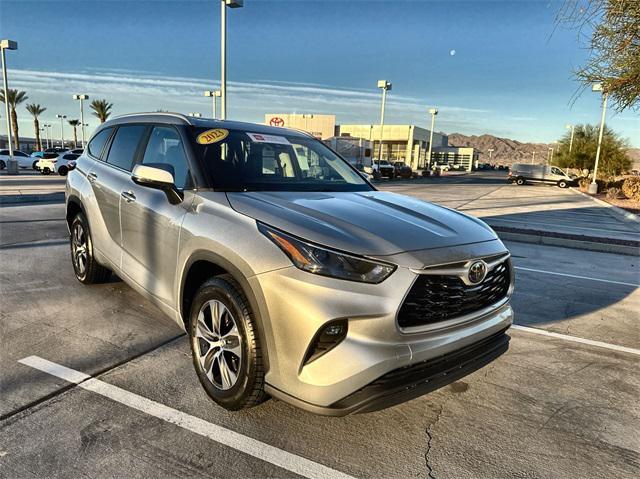 used 2023 Toyota Highlander car, priced at $37,200