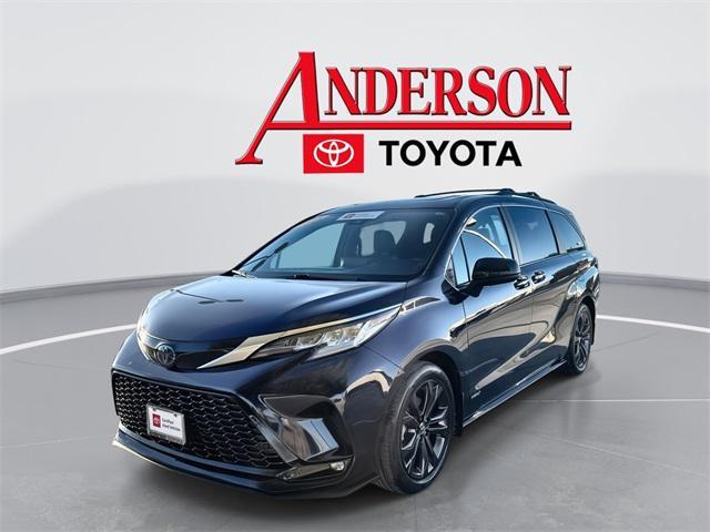 used 2021 Toyota Sienna car, priced at $39,600