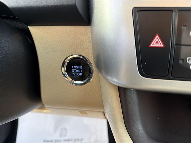 used 2018 Toyota Highlander car, priced at $26,800