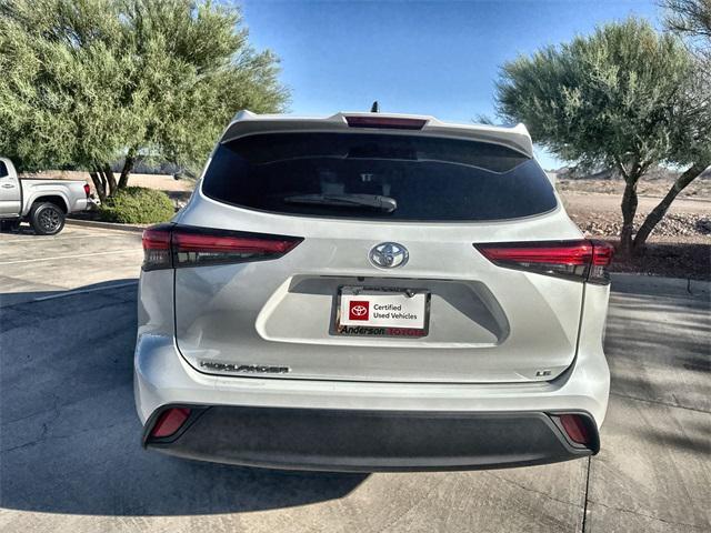 used 2022 Toyota Highlander car, priced at $33,700