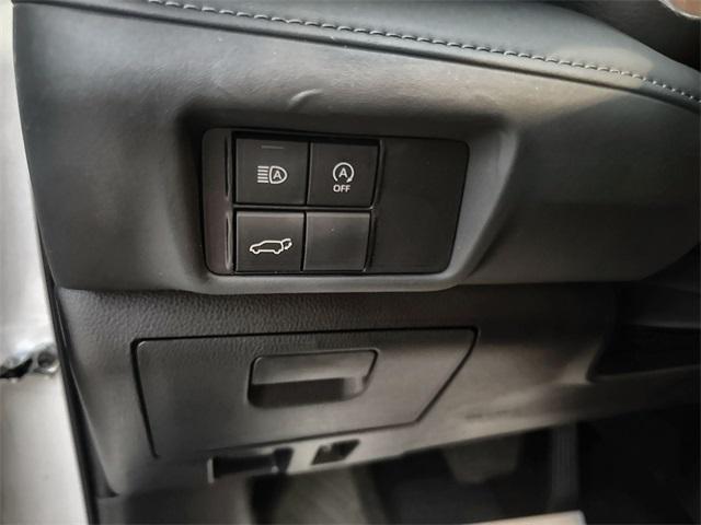 used 2023 Toyota Highlander car, priced at $33,800