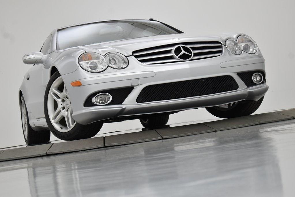 used 2007 Mercedes-Benz SL-Class car, priced at $19,995