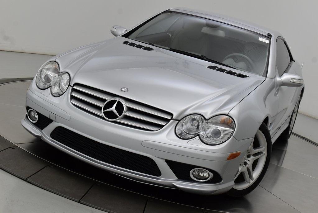 used 2007 Mercedes-Benz SL-Class car, priced at $19,995