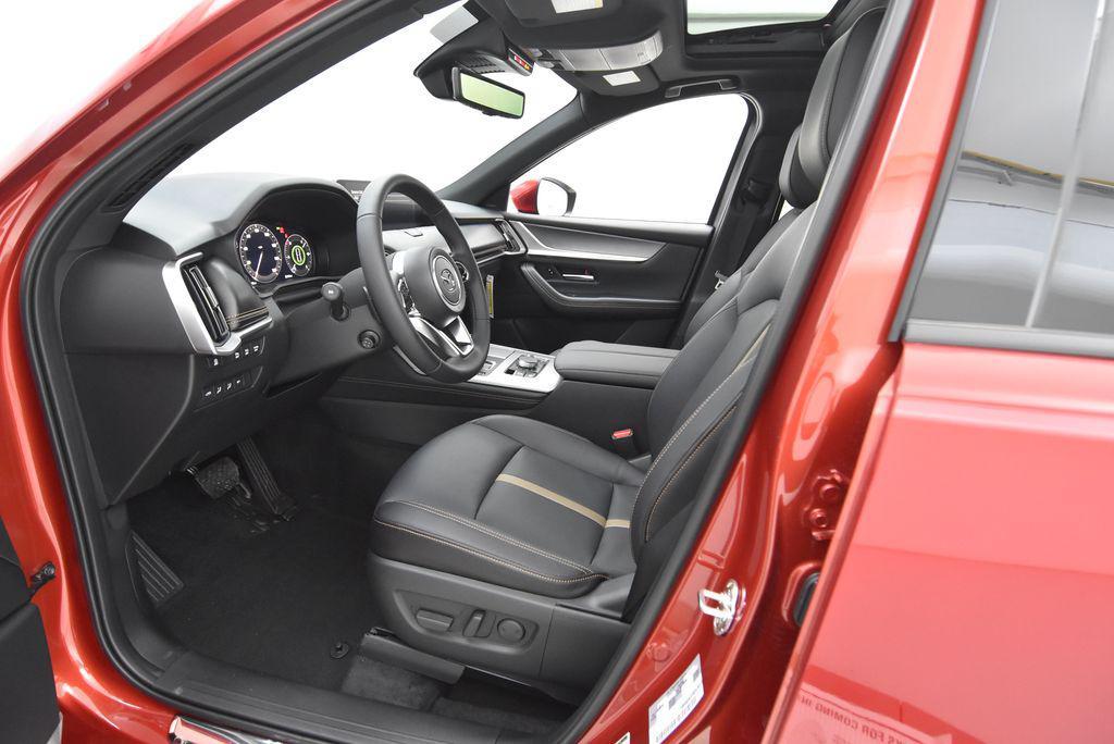 new 2025 Mazda CX-90 car