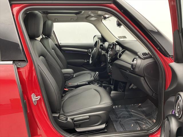 used 2022 MINI Hardtop car, priced at $23,700