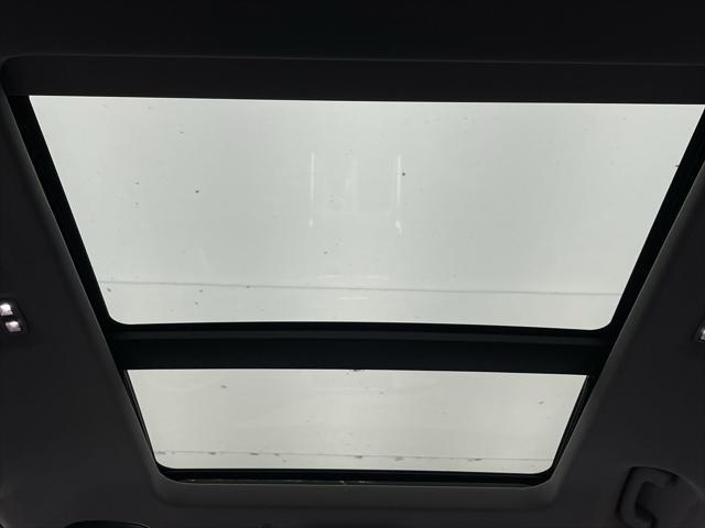 used 2022 Ford Explorer car, priced at $33,399
