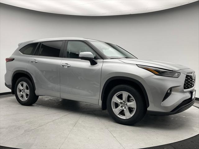 used 2024 Toyota Highlander car, priced at $38,500