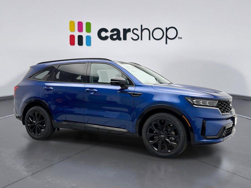 used 2023 Kia Sorento car, priced at $29,598