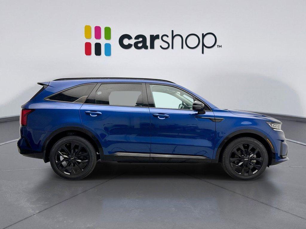 used 2023 Kia Sorento car, priced at $29,598