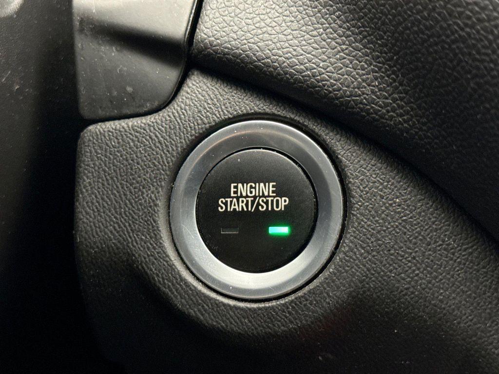 used 2020 Chevrolet Equinox car, priced at $18,049