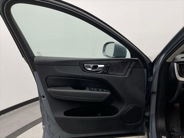 used 2022 Volvo XC60 car, priced at $39,500