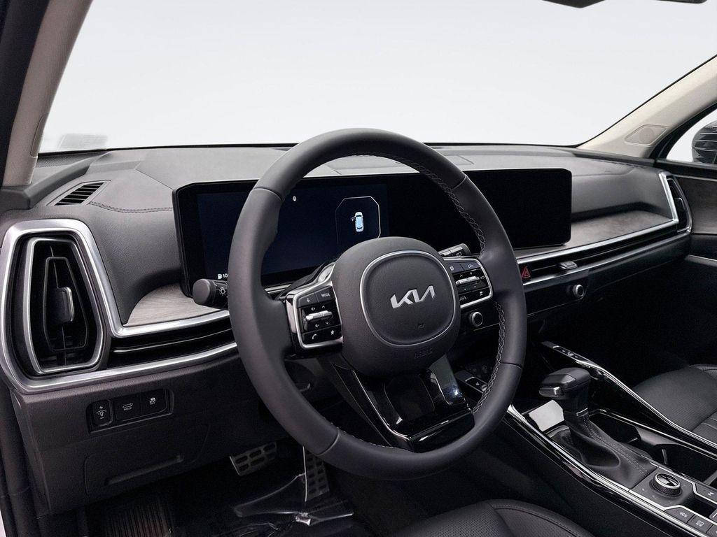 used 2025 Kia Sorento car, priced at $38,298