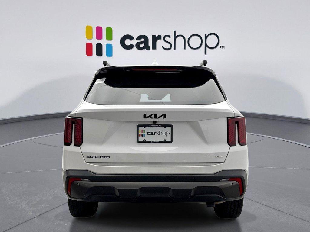 used 2025 Kia Sorento car, priced at $38,298
