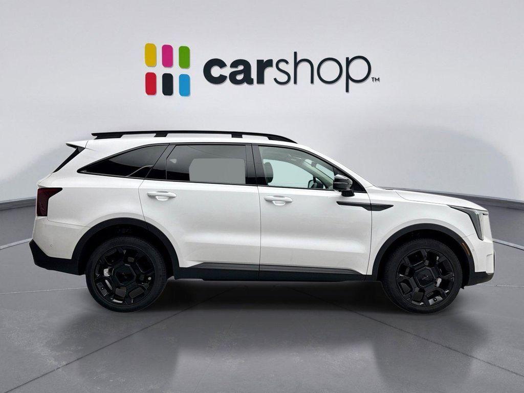 used 2025 Kia Sorento car, priced at $38,298