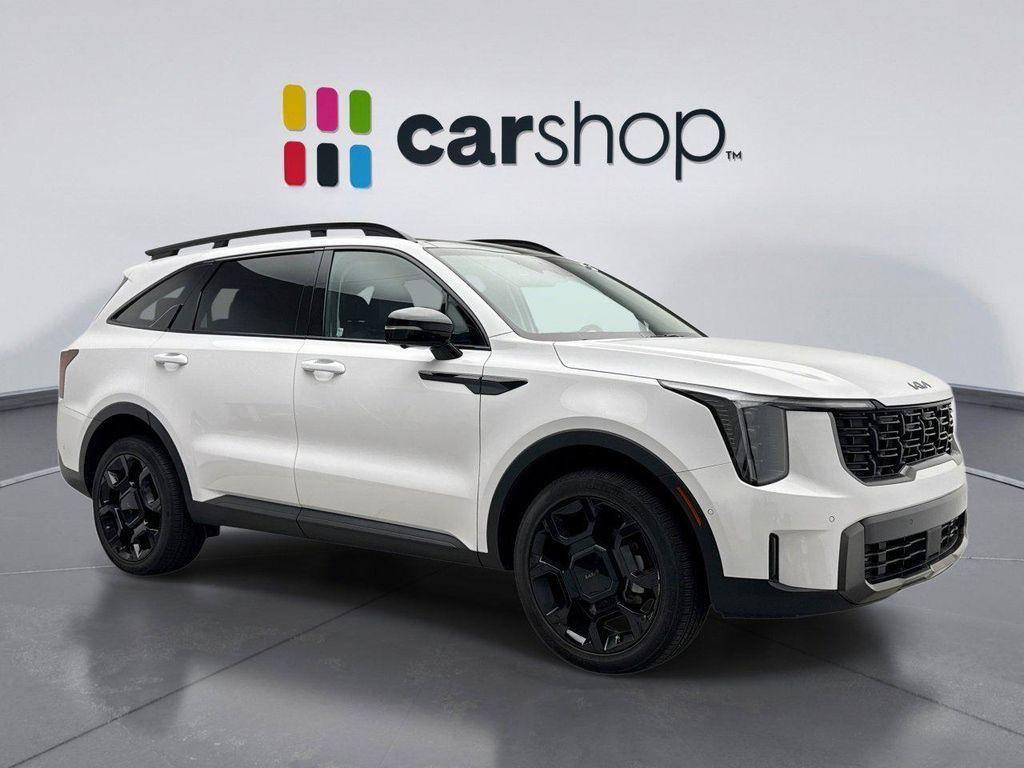 used 2025 Kia Sorento car, priced at $38,298