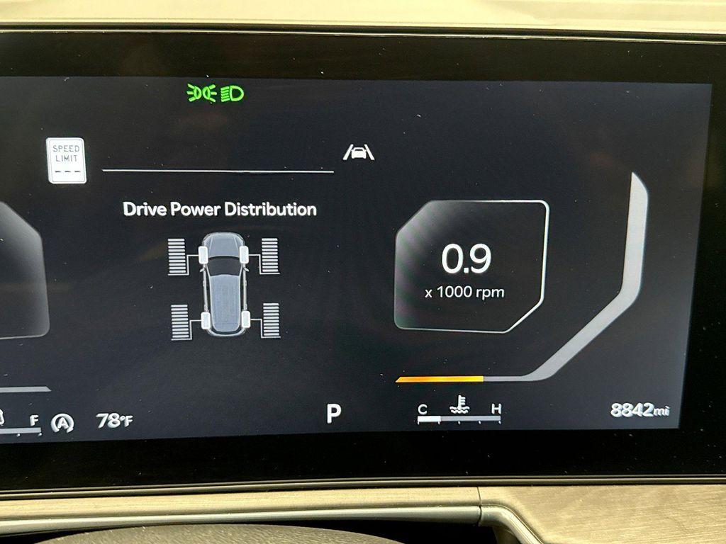 used 2025 Kia Sorento car, priced at $38,298