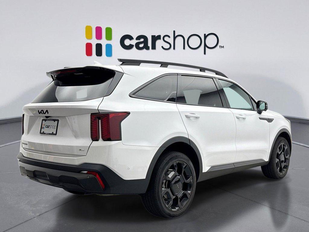used 2025 Kia Sorento car, priced at $38,298