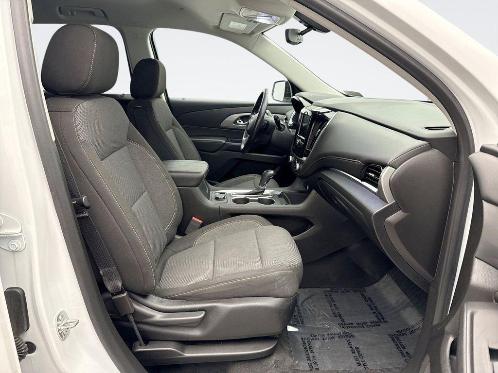 used 2020 Chevrolet Traverse car, priced at $21,150