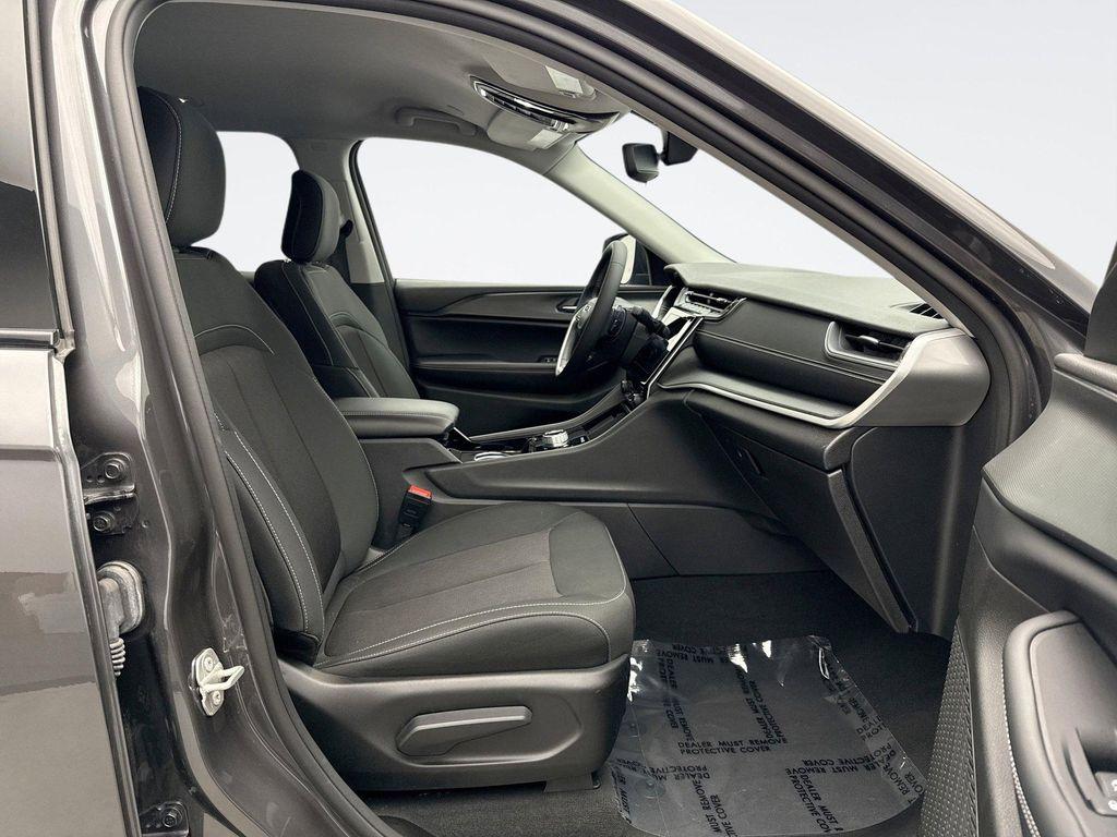 used 2023 Jeep Grand Cherokee L car, priced at $28,299